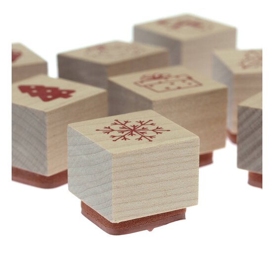 Christmas Wooden Stamp and Gift Tag Set image number 4
