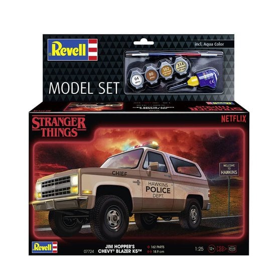 Revell Stranger Things 1985 Chevrolet K5 Blazer Model Set 1:25 image number 1