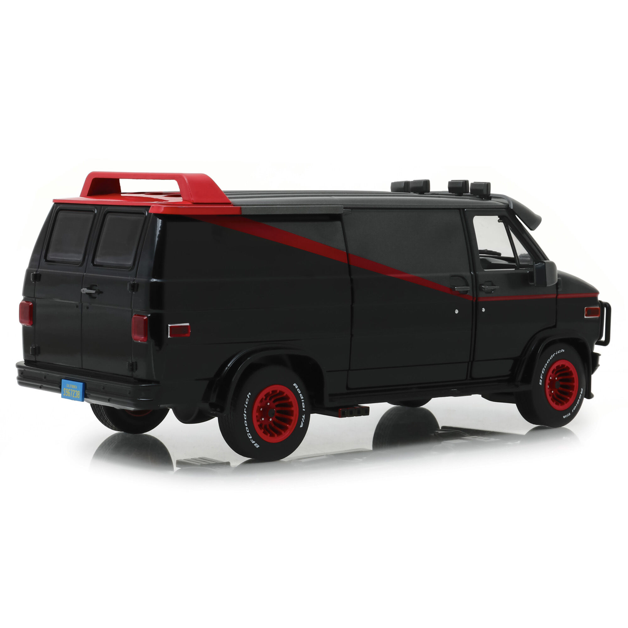 The A Team 1983 GMC Vandura Diecast Model 1:18 | Hobbycraft