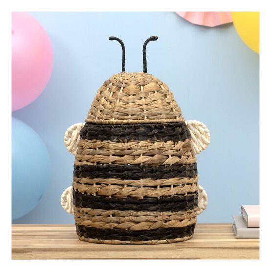 Natural Bee Basket with Lid image number 1