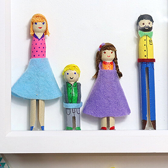 How to Make a Peg Doll Family Box Frame image number 1