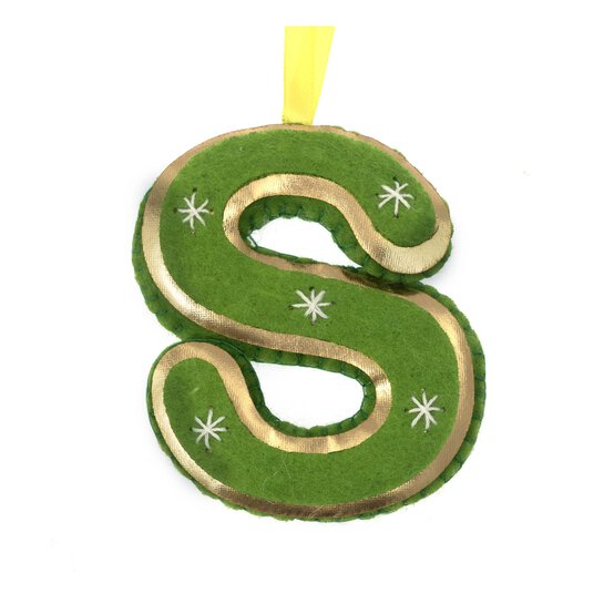 Hanging Felt Letter S Decoration image number 3