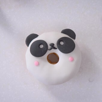 How to Make a Panda Doughnut