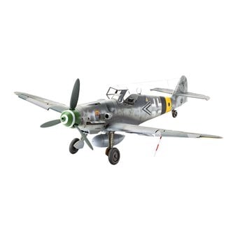 Revell Messerschmitt Bf109 G-6 Model Kit 1:32 image number 2