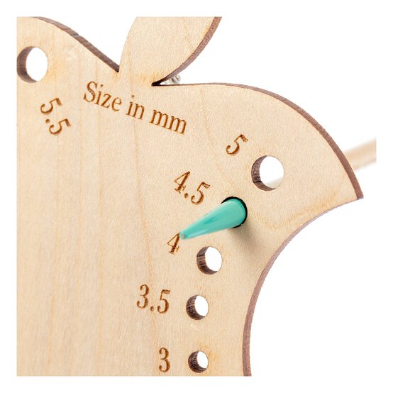 Apple Maple Wood Knitting Gauge image number 2