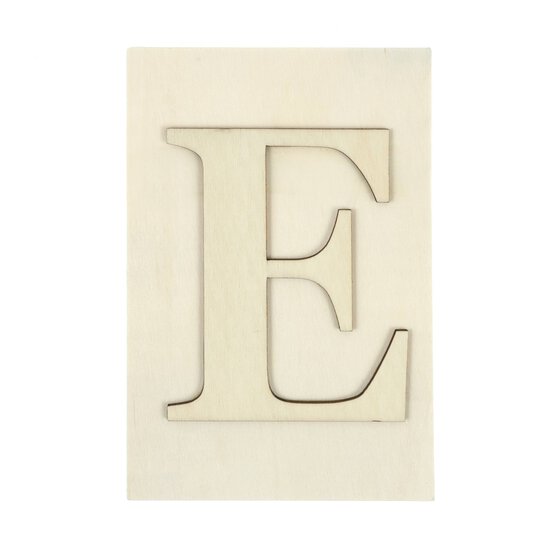 Wooden Letter E Plaque 10cm x 15cm image number 1