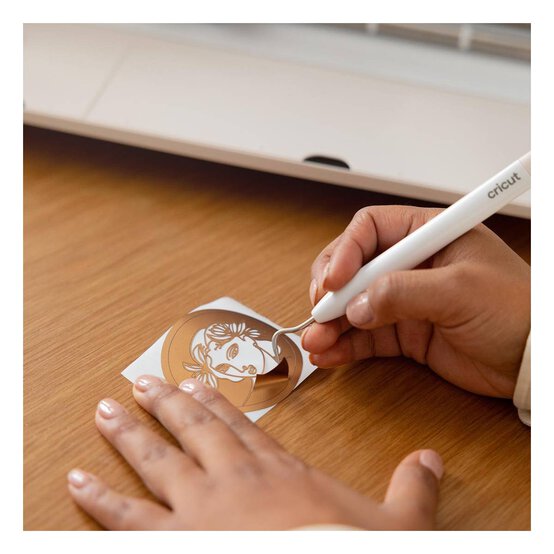 Cricut Explore 4 and Essentials Bundle image number 5