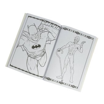 Batman Jumbo Colouring Book image number 3
