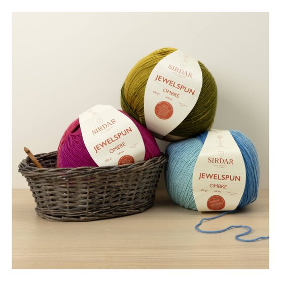 Sirdar Dazzling Dusk Jewelspun Aran Ombre 400g image number 4