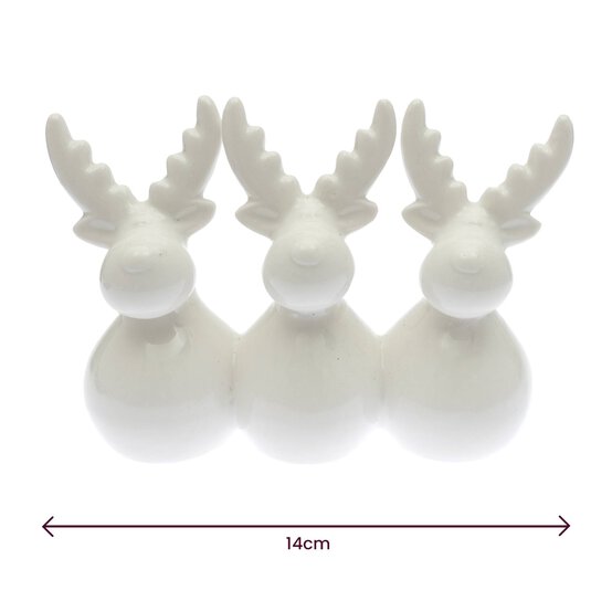 Three Reindeer Sitting Decoration 14cm image number 3