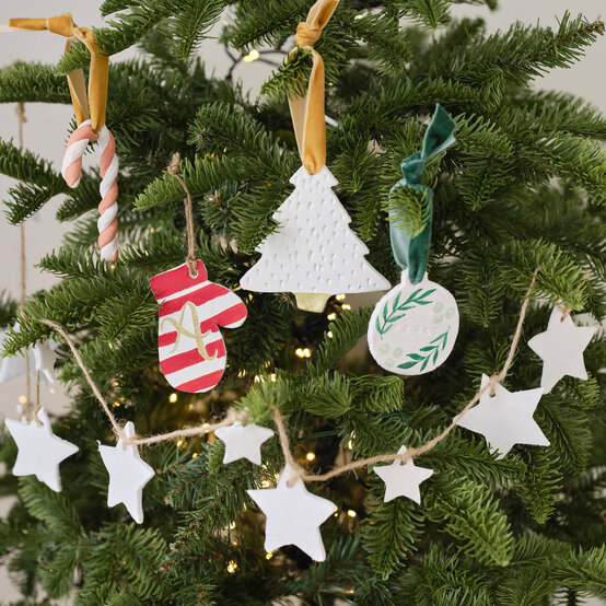 5 Clay Christmas Tree Decorations to Make image number 1
