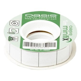 Oasis Fix Adhesive Tack 1cm x 1m