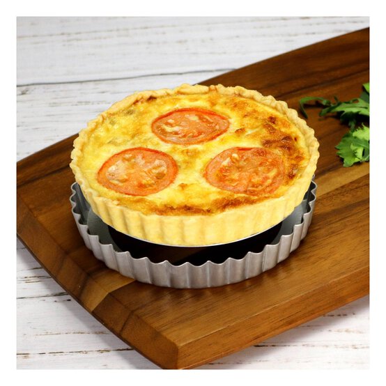 PME Loose Bottom Flan Aluminium Cake Tin 8 Inches image number 3