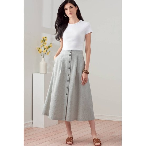 Simplicity Skirt in Three Lengths Sewing Pattern S9267 (10-18) image number 6