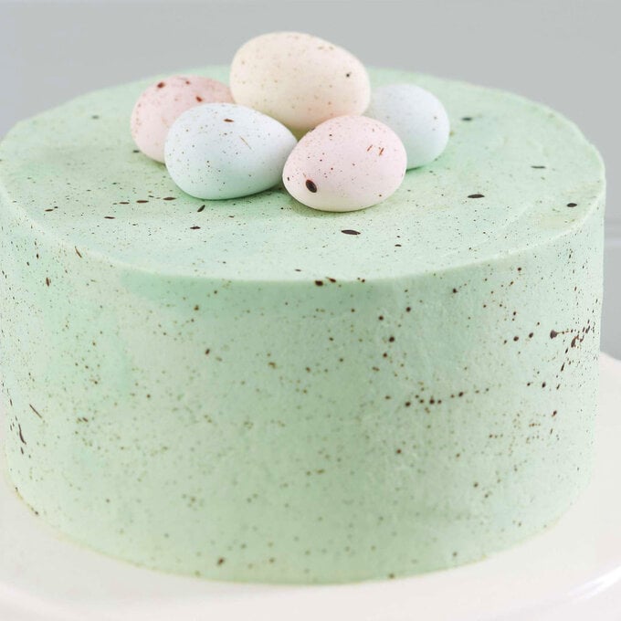 How to Make a Speckled Egg Easter Cake image number 1