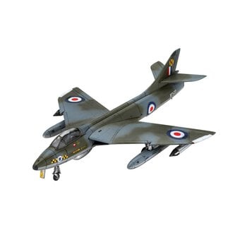 Revell Hawker Hunter FGA.9 Model Kit 1:144 image number 2