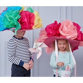 How to Make a Giant Pompom Bonnet