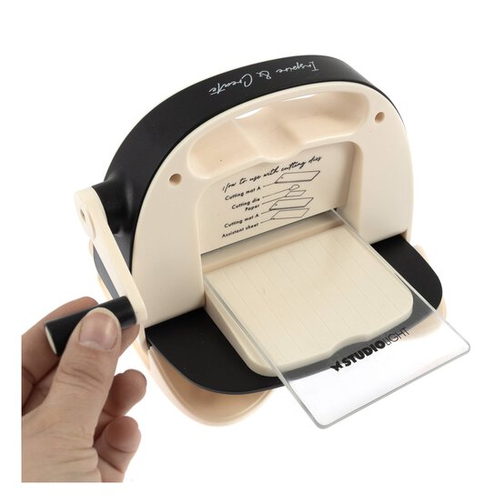 Studio Light Mini Die-Cutting Machine image number 2