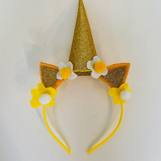 How to Make a Unicorn Head-Dress image number 1