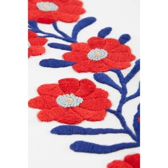 FREE PATTERN DMC Poppy Garland Embroidery 0186 image number 5