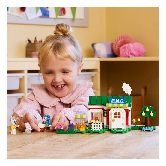 LEGO Animal Crossing Able Sisters Clothes Shop image number 4