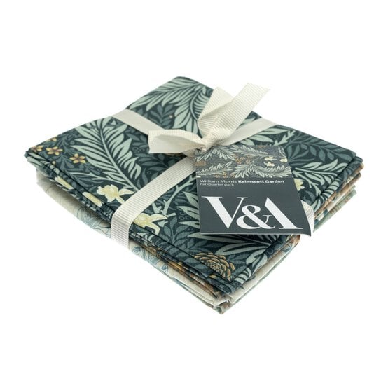V&A William Morris Kelmscot Garden Cotton Fat Quarters 4 Pack image number 7