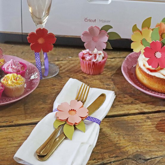 Cricut: How to Make Paper Flower Toppers image number 1