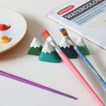 How to Make a FIMO Paintbrush Holder