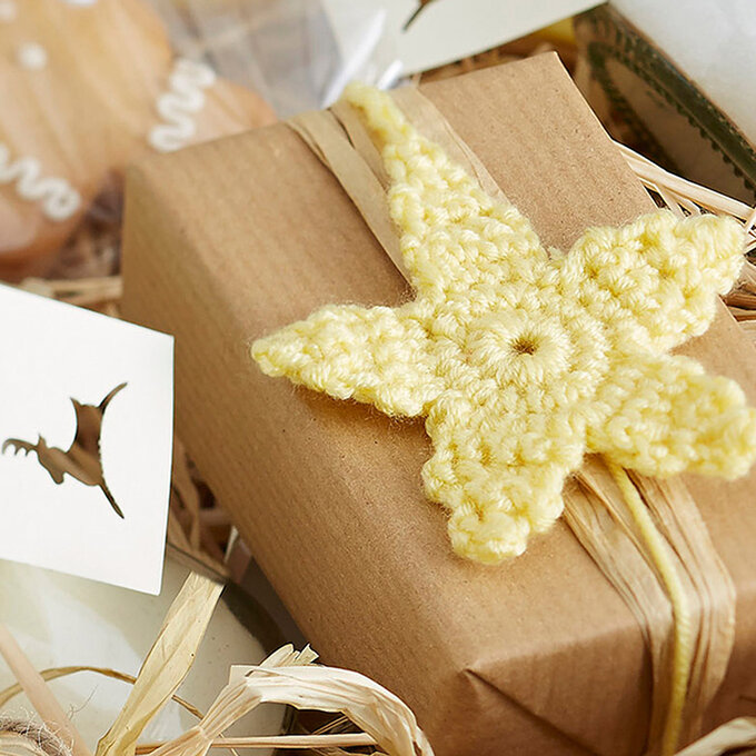 Star Gift Tag Crochet Pattern image number 1