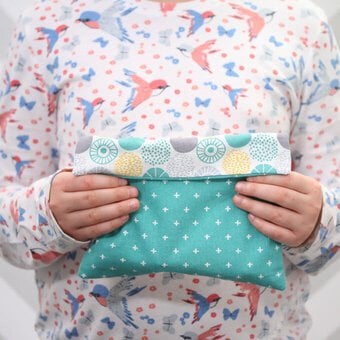 How to Sew a Pencil Case Using VELCRO Brand Tape