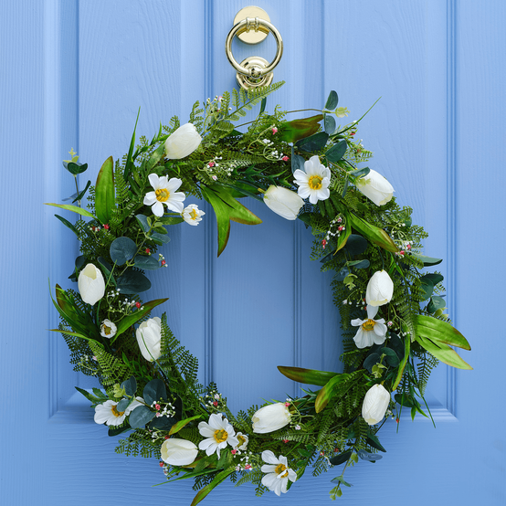 How to Make a Spring Wreath with Tulips image number 1