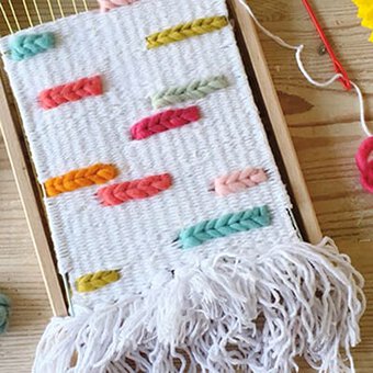 How to Make a Soumak Colour Pop Weave