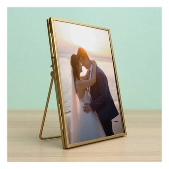 Create & Celebrate Gold Table Frame 11cm x 16cm