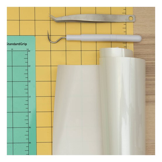 Siser Glow in the Dark Easyweed Heat Transfer Vinyl 30cm x 50cm image number 4