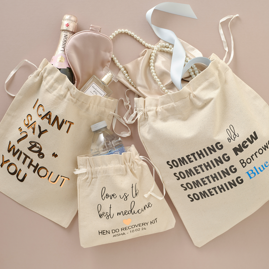 Silhouette: How to Make Iron-On Bridesmaid Pouches image number 1