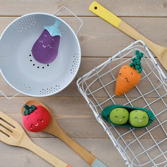 How to Crochet Amigurumi Vegetables
