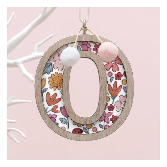 Hanging Wooden Letter O 7.5cm image number 1