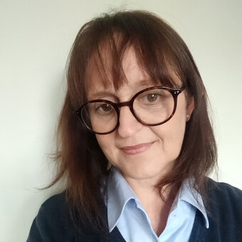 Becca Newington - Artisan