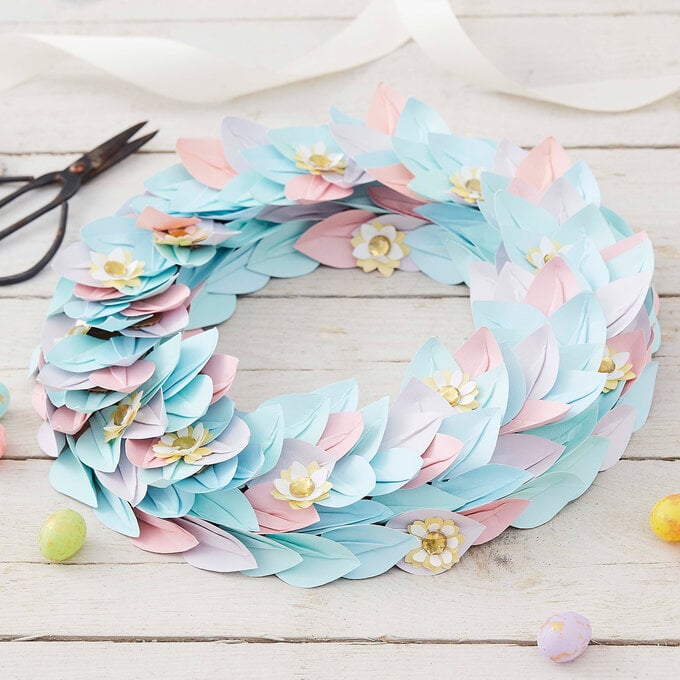How to Make a Spring Paper Wreath image number 1
