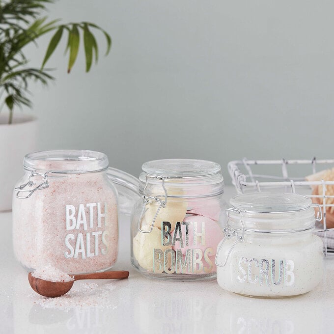 Cricut: How to Make Personalised Bathroom Jars image number 1