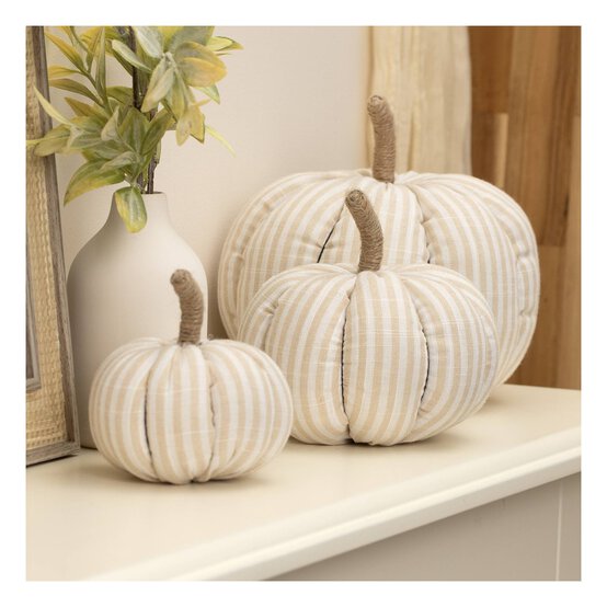 White Cotton Striped Pumpkin 9cm image number 2
