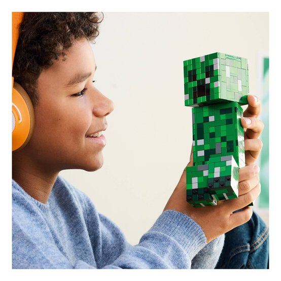 LEGO Minecraft The Creeper image number 4