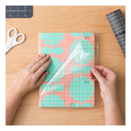 Cricut Linerless Transfer Tape 13 x 180 Inches image number 3