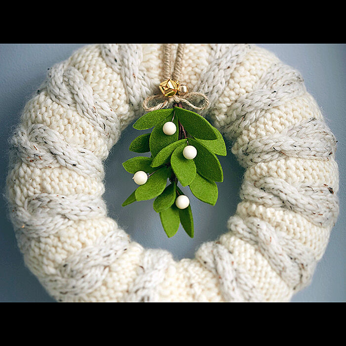 How to Make a Knitted Wreath Hobbycraft