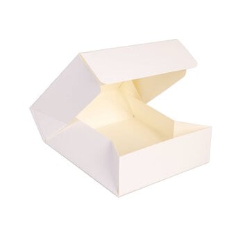 White Small Treat Boxes 3 Pack image number 3