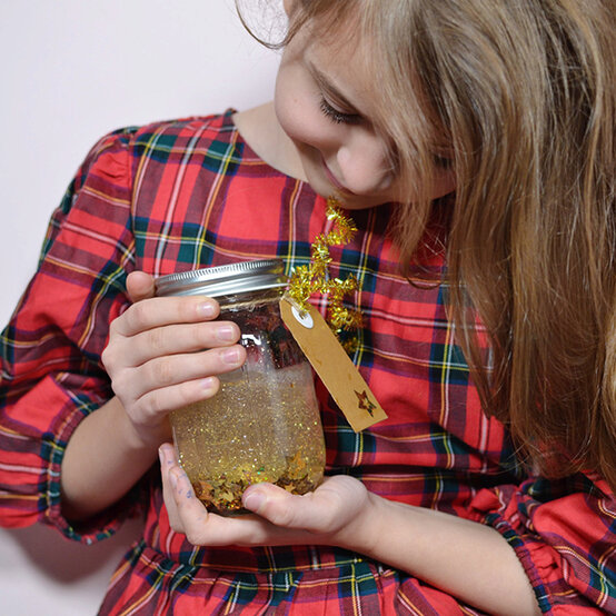 How to Make Sparkle Slime image number 1