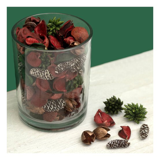 Christmas Scented Red Potpourri image number 1