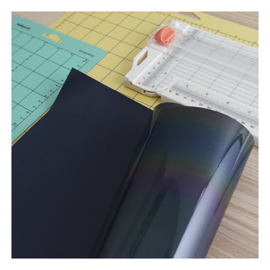 Reflective Rainbow PU Iron-On Vinyl 12 x 24 Inches image number 7