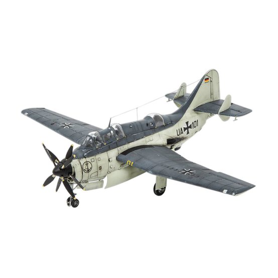 Revell Fairey Gannet AS.1/AS.4 Model Kit 1:72  image number 2