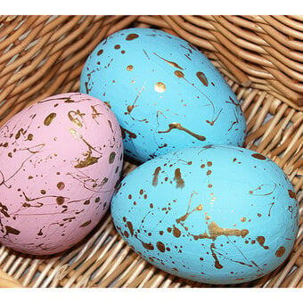 How to Make Speckled Easter Eggs